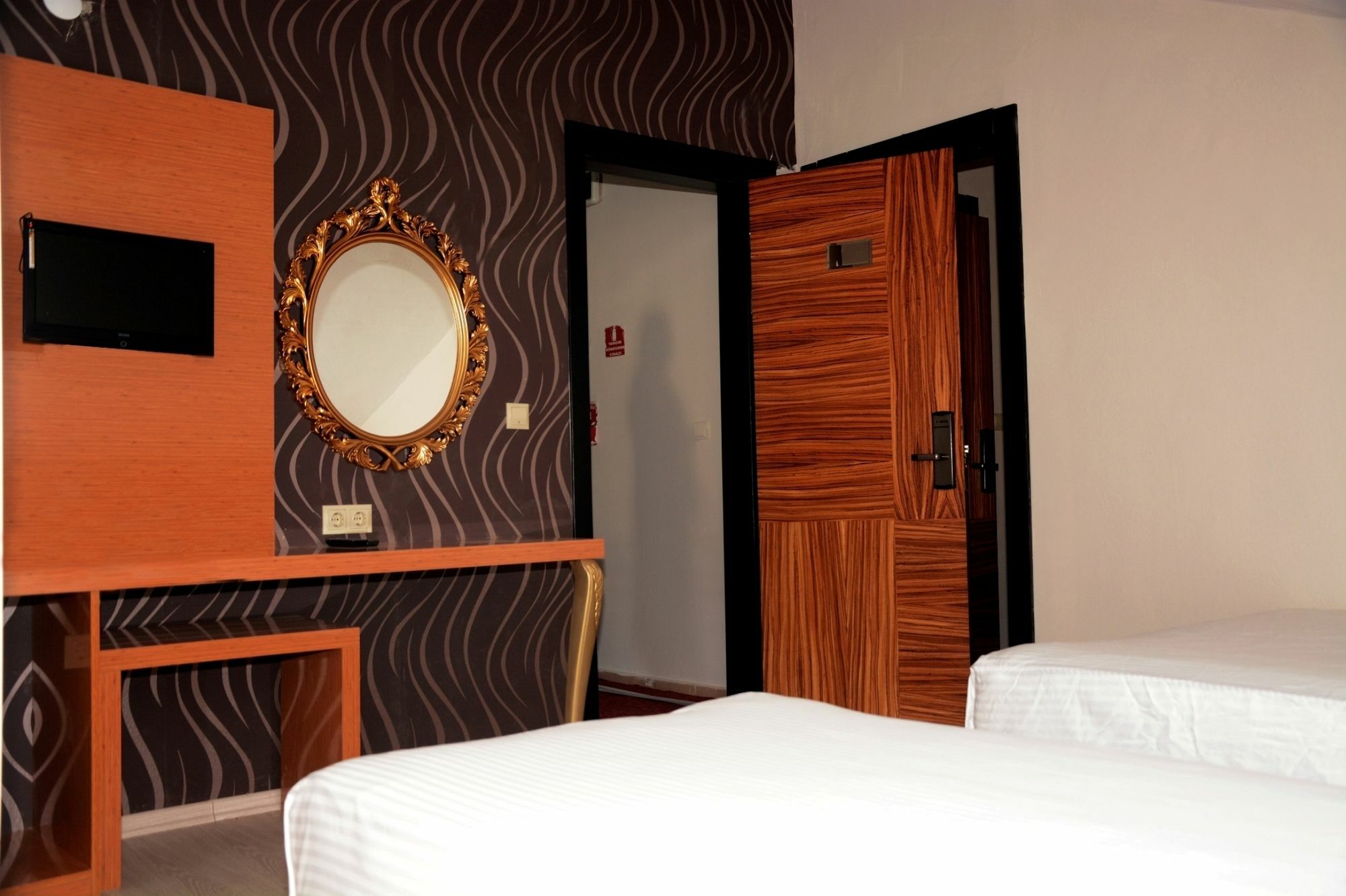 Derin Suit Otel أنطاليا المظهر الخارجي الصورة