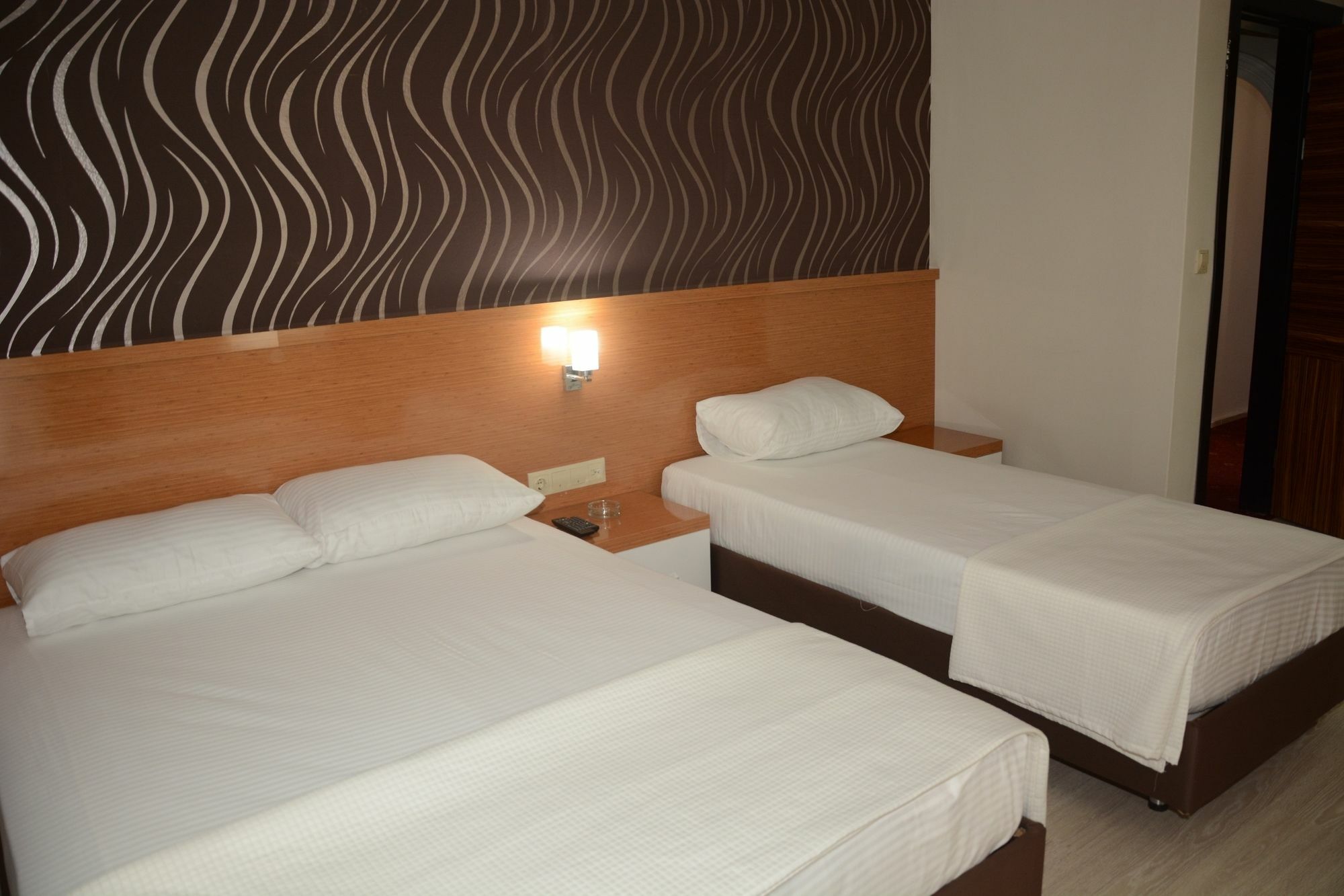Derin Suit Otel أنطاليا المظهر الخارجي الصورة